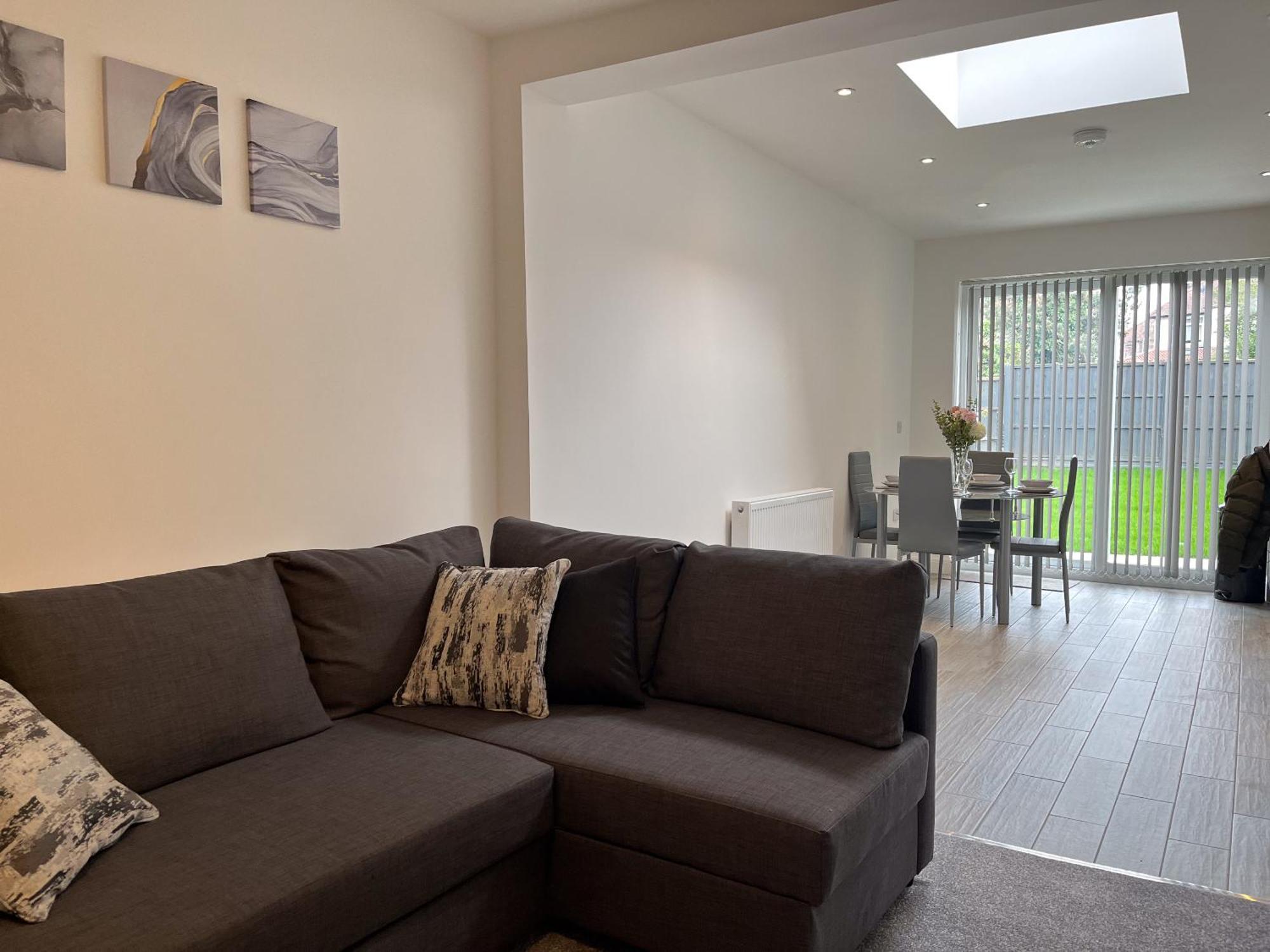 Apartament Wembley Stadium, Modern&cozy With Garden *
